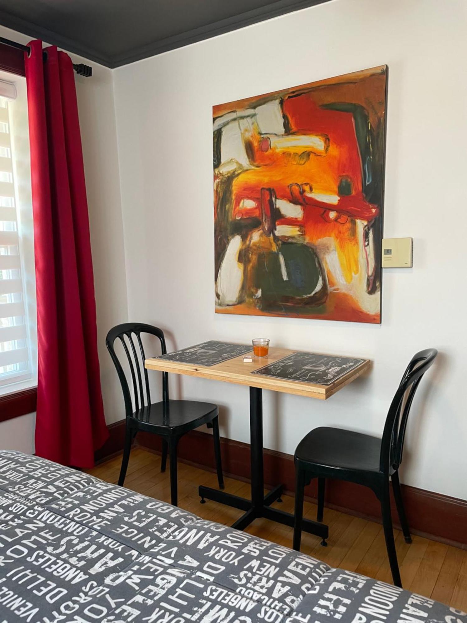 Auberge La Table D'Hote West Brome Экстерьер фото